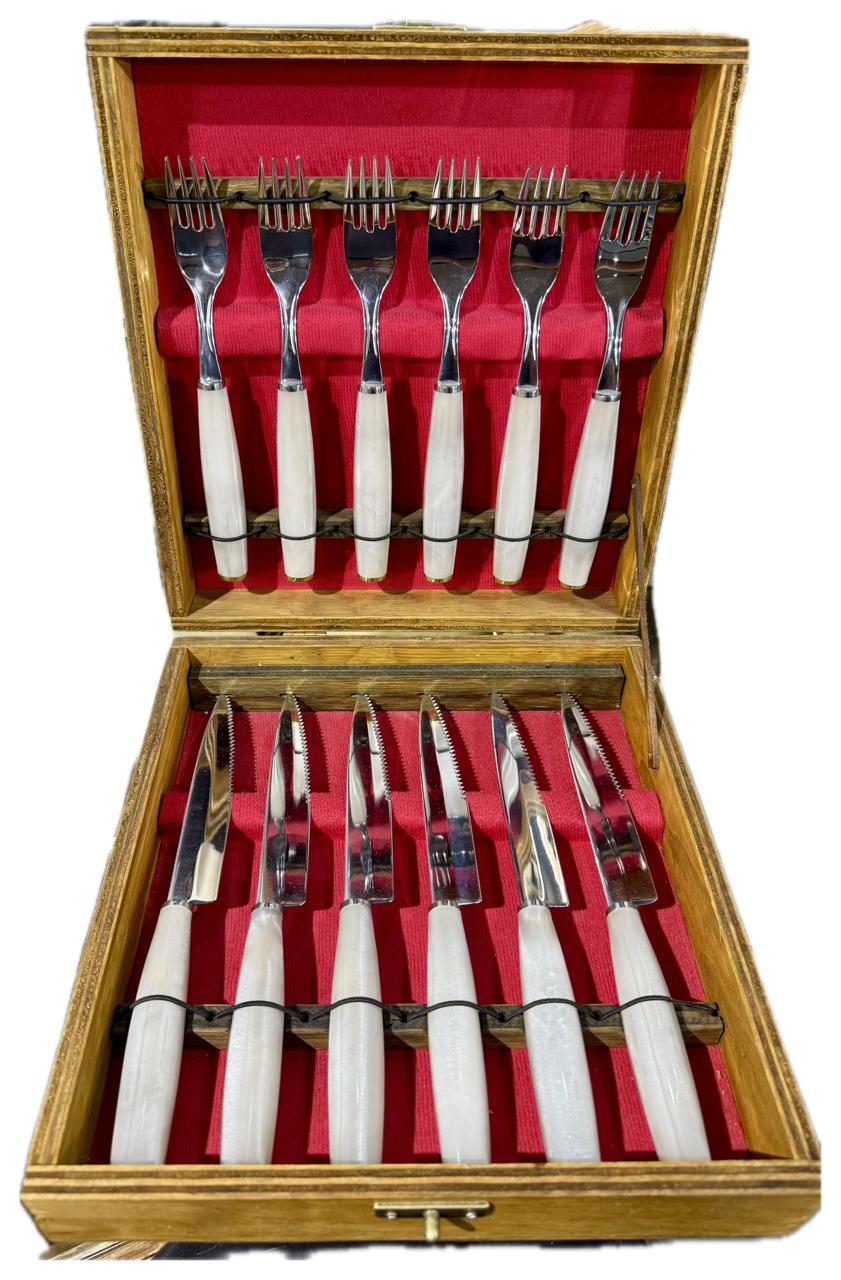 WhatsApp Image 2025-11-17 at 13.03.26 Faqueiro Com 12 Peças